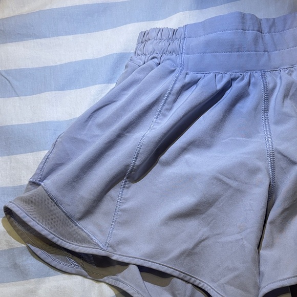 Light purple gray Athletic Lululemon Shorts 4 inch shorts - Picture 5 of 6